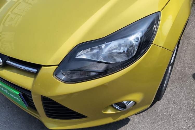 Used Ford Focus 2012 Hatchback 2.0L Manual Luxury Sport Model
