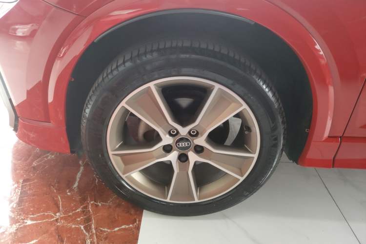 Used Audi Q2L 2022 35 TFSI Fashion Dynamic Model
