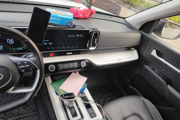 Used Hyundai ix35 2023 Musso 2.0L Deluxe Edition DLX Audio And AC Panel