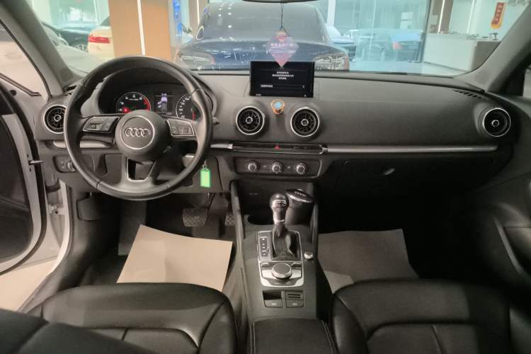 Used Audi A3 2018 30th Anniversary Edition Sportback 35 TFSI Ambition Model