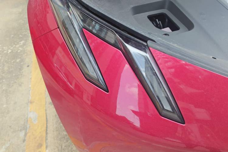 Used Lynk & Co Z20 2025 530 km Range Rear-Wheel Drive Pro
