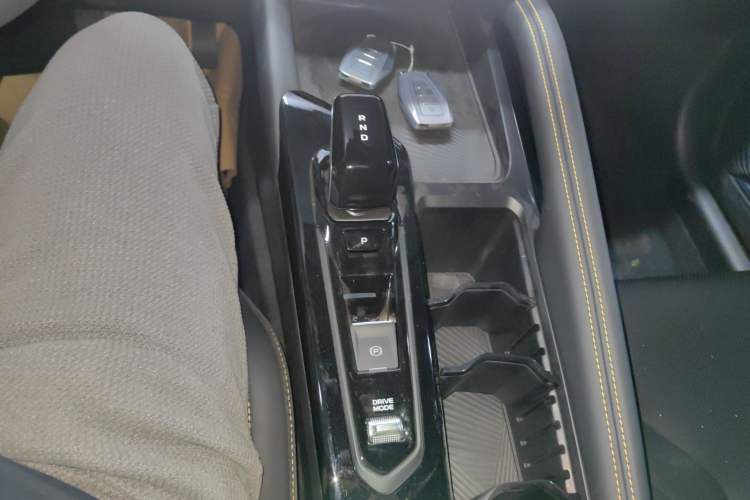 Used Geely Auto Coolray 2025 Bin Yue L 1.5TD DCT Star Diamond