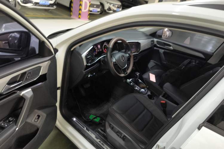 Used Volkswagen Tayron 2022 280TSI Two-Wheel Drive Luxury Smart Connectivity Version Driver Seat