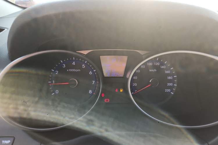 Used Hyundai ix35 2013 2.0L Automatic Two-Wheel Drive Smart GLS China V Standard
