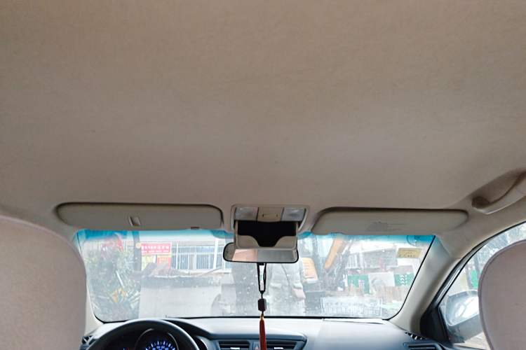 Used Kia K2 2011 Sedan 1.4L Manual Transmission GLS
