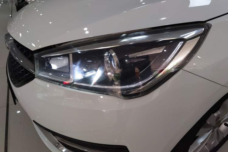 Used Chery Arrizo 5 2017 1.5L Manual Lingchao Edition Left Front Headlight