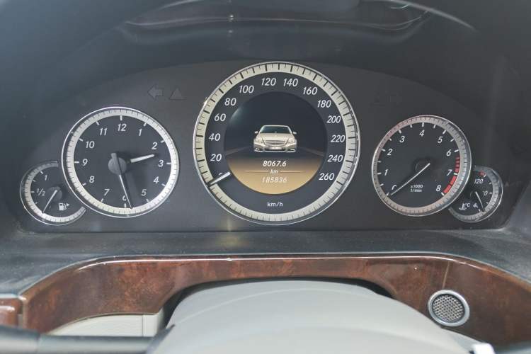 Used Mercedes-Benz E-Class 2012 E 200 L CGI Elegant Model
