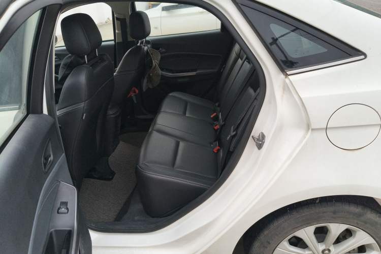 Used Ford Escort 2017 Happiness Edition 1.5L Automatic Fashion Version Left Rear Seat