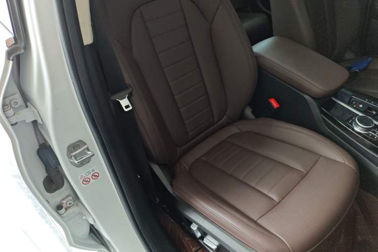 Used BMW X3 2020 xDrive25i M Sport Package Right Front Seat