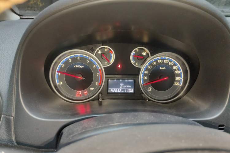 Used Suzuki SX4 2012 1.6L Manual Ruiqi Model

