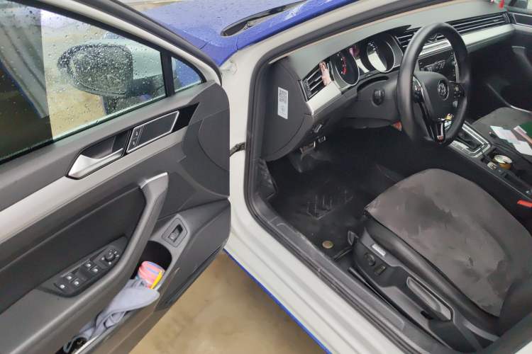 Used Volkswagen Variant 2018 380TSI Two-Wheel Drive Comfort Edition