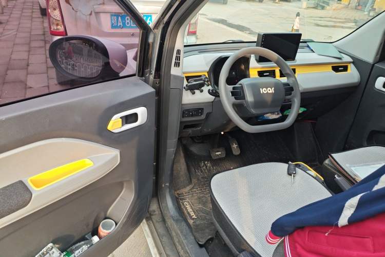 Used Chery QQ Ice Cream 2023 120km Ice Cream-Type Lithium Iron Phosphate Driver Seat