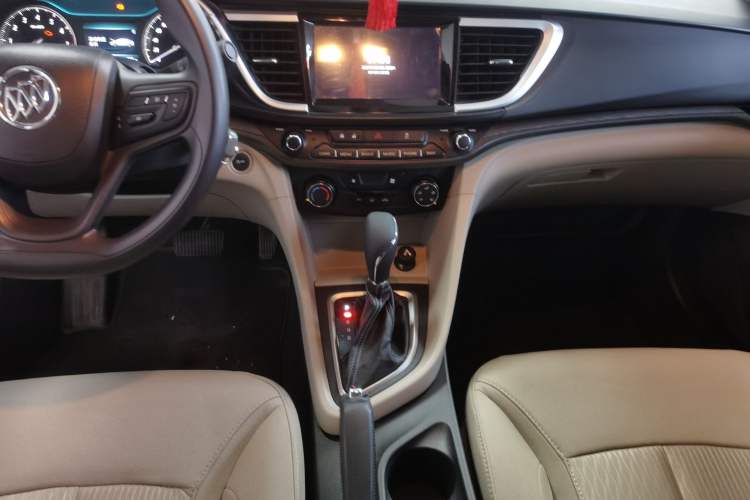 Used Buick GT 2015 15N Automatic Elite Version Gear Lever