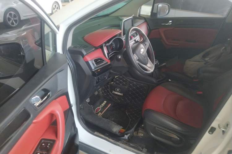 Used JAC Group Refine S3 2017 1.6L Manual Luxury Smart Model Driver Seat