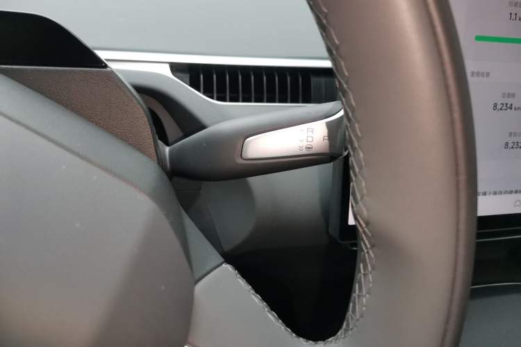 Used XPeng MONA M03 2025 600 with Ultra-Long Range Max Gear Lever