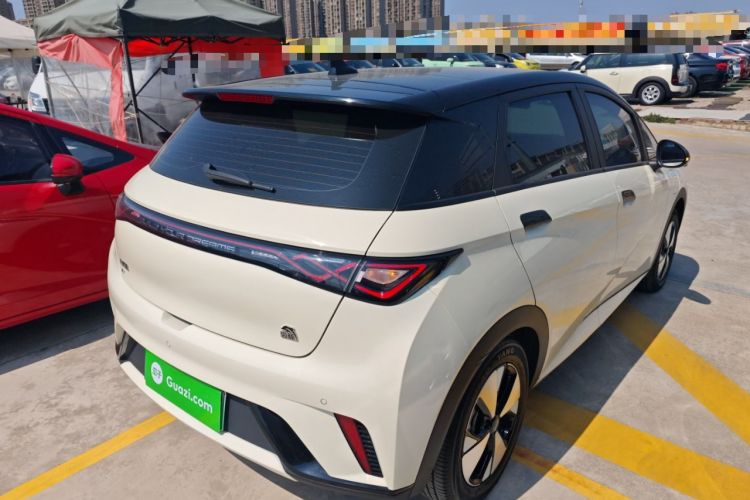 Used BYD Dolphin 2023 420 km Fashion Edition