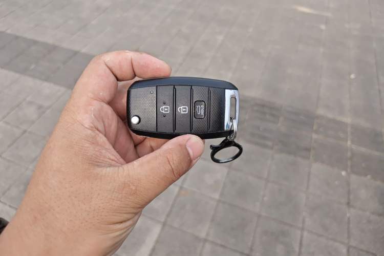 Used Kia K2 2017 Sedan 1.4L Automatic GLS
