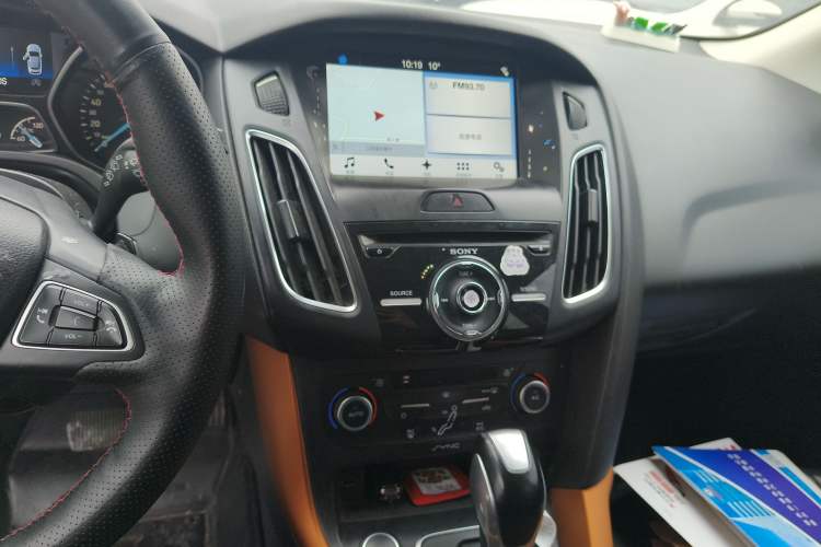 Used Ford Focus 2015 Hatchback EcoBoost 180 Automatic Sport Model Audio And AC Panel