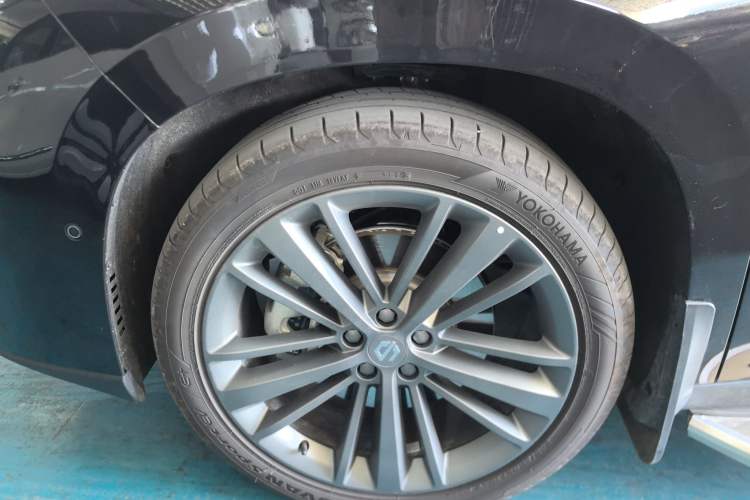 Used Leapmotor C16 2026 Extended-Range 280 LiDAR Zhizun Edition 5 Seats