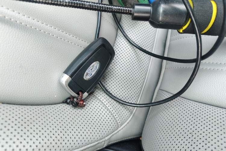 Used Ford Escape 2020 EcoBoost 245 Two-Wheel-Drive Titanium Edition Vehicle Key