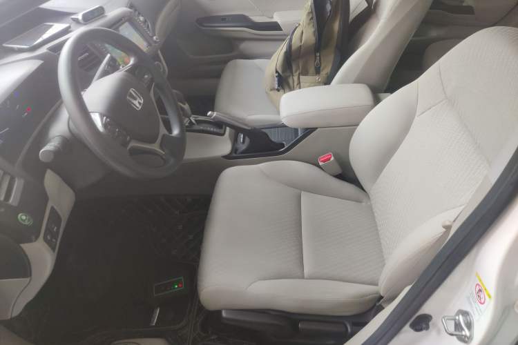 Used Honda Civic 2014 1.8L Automatic Classic Edition Left Front Seat