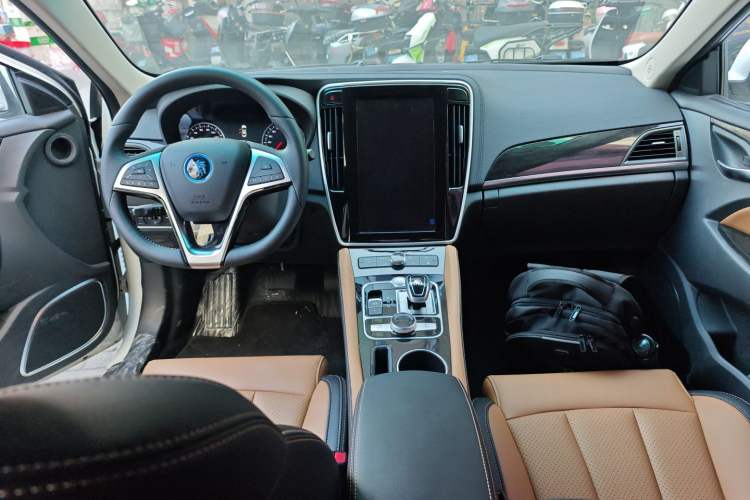 Used BYD Qin New Energy 2017 1.5T Luxury Model