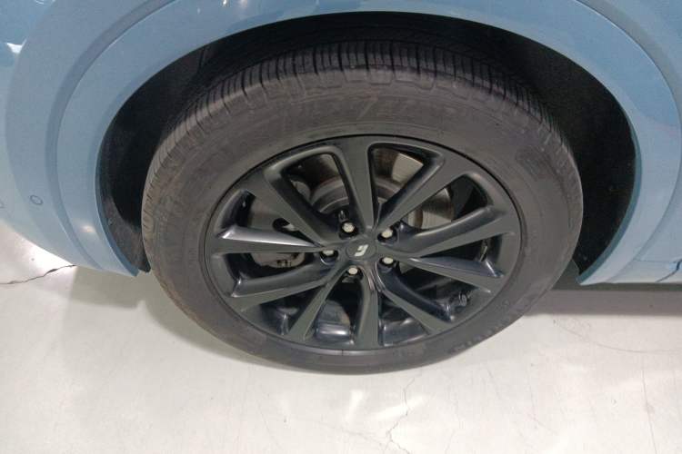 Used Li Auto ONE 2021 Extended-Range 6-Seater Version Exterior 7