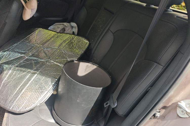 Used Hyundai ix35 2013 2.0L Automatic Two-Wheel Drive Smart GLS China IV Standard Left Rear Seat