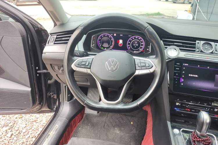 Used Volkswagen Magotan 2020 380TSI DSG Luxury Version Steering Wheel