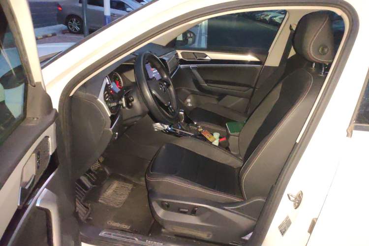 Used Volkswagen Tayron 2019 330TSI Two-Wheel Drive Luxury Model China VI Standard