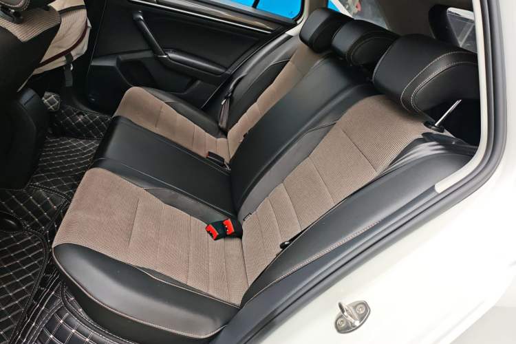 Used Volkswagen C-TREK 2018 230TSI DSG Comfort Model