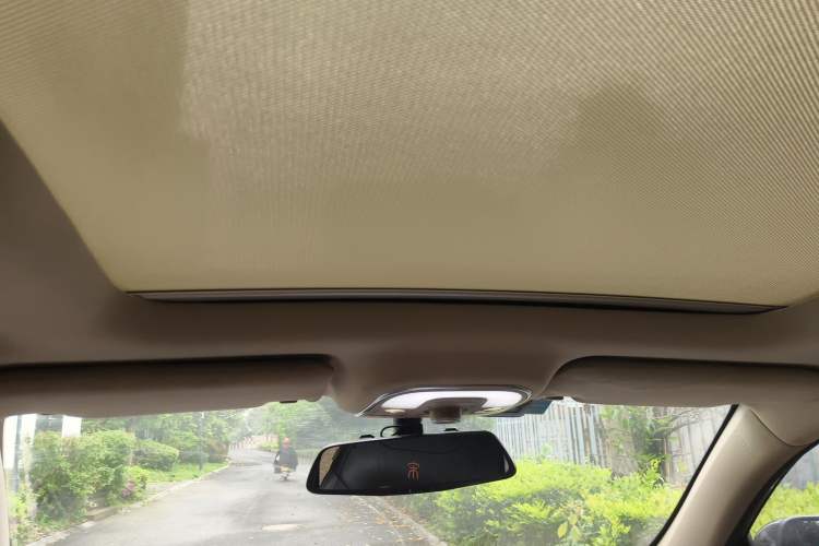 Used BYD Song 2016 2.0TID Automatic Prestige Edition Headliner