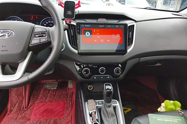 Used Hyundai ix25 2017 1.6L Automatic Smart Version Audio And AC Panel