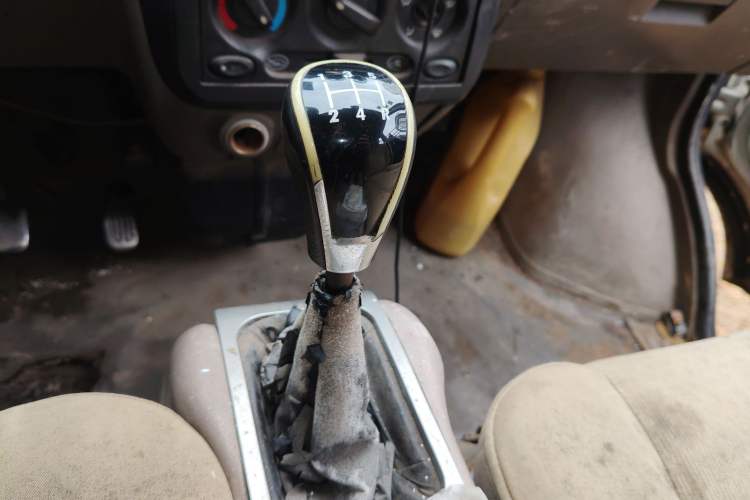 Used Wuling Rongguang 2011 1.2L Standard Version
