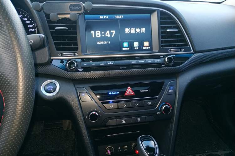 Used Hyundai Elantra (6th Generation / Lingdong) 2018 1.4T Dual-Clutch Xuan Dong · Dynamic Edition Audio And AC Panel