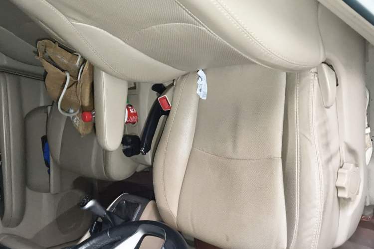 Used BYD S6 2013 Jingyue Edition 2.0L Manual Luxury Model 5 Seats