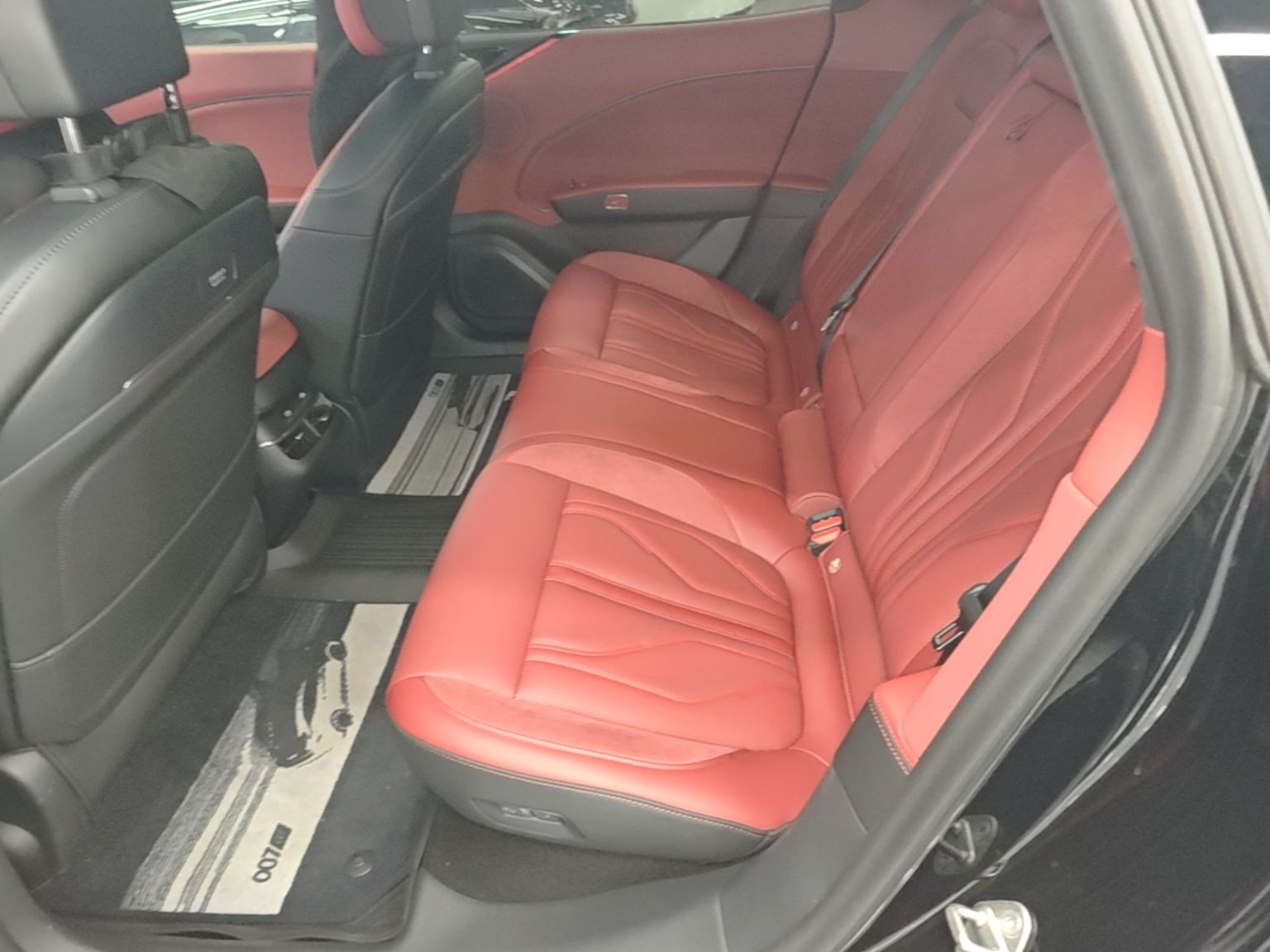 Zeekr 007GT 2025 Rear-Drive Intelligent Driving Version 75 kWh — снимка 20
