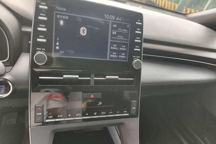 Used Toyota Avalon 2019 2.0L Luxury Edition China VI Standard Audio And AC Panel