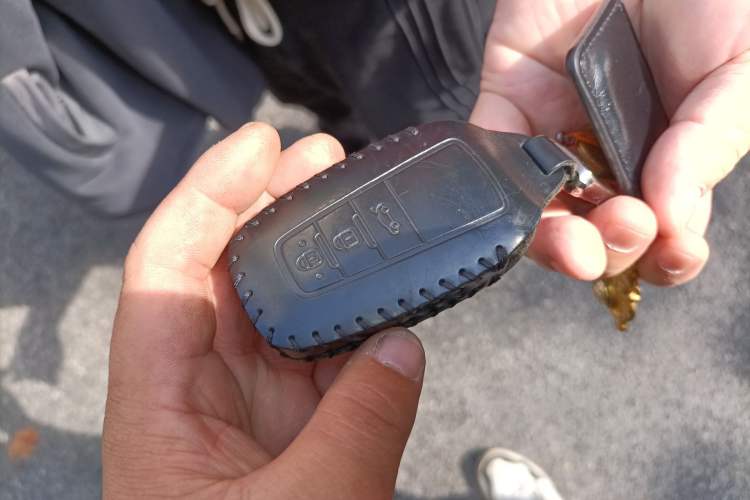 Used Toyota Prado 2012 2.7L Automatic Middle East Version