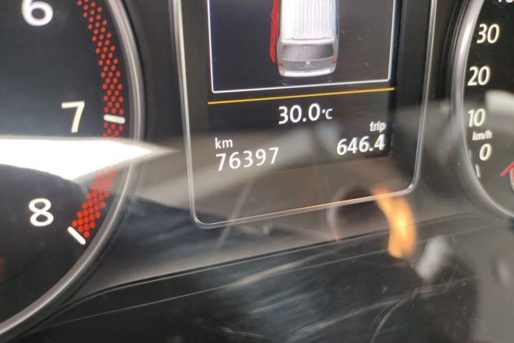 Used Volkswagen Multivan 2012 2.0 TSI Two-Wheel-Drive Luxury Edition
