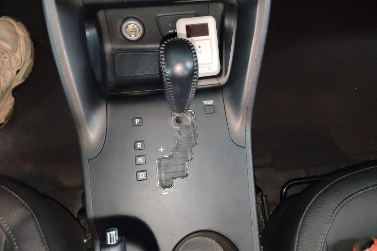 Used Hyundai ix35 2015 2.0L Automatic 2WD Smart Type China IV