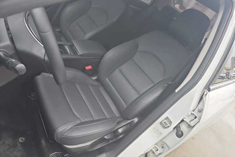 Used Geely Auto Emgrand 2020 1.5L CVT Upward Version
