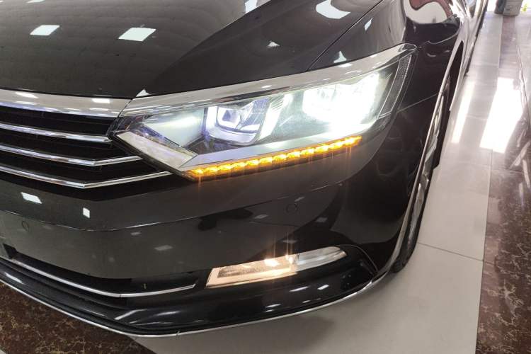 Used Volkswagen Magotan 2018 330TSI DSG Luxury Model