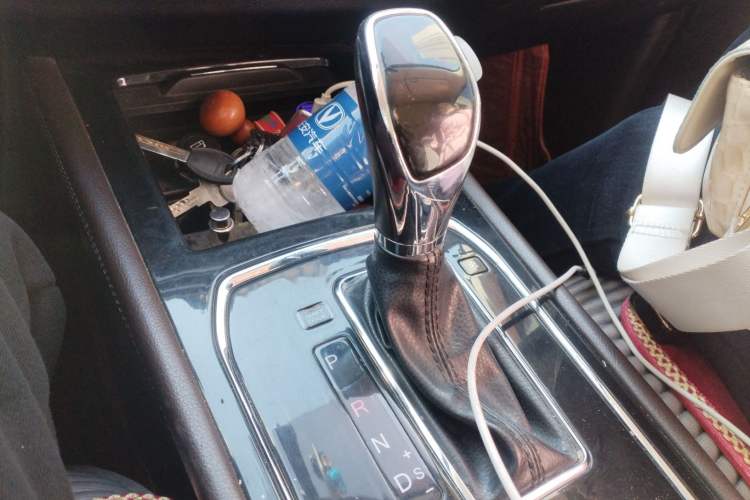 Used Dongfeng Fengon 580 2017 1.5T CVT Smart Connectivity Model