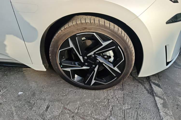 Used Lynk & Co 07 2024 EM-P 126 Long-Range Ultra