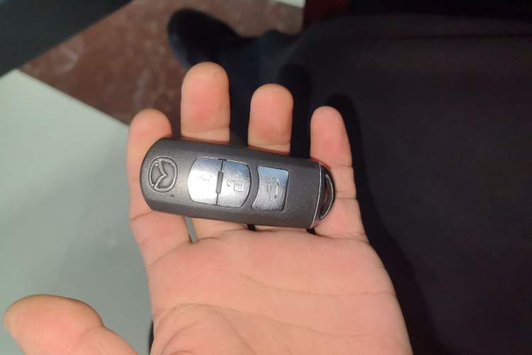 Used Mazda Mazda 3 Axela 2017 Sedan 1.5L Automatic Luxury Model China VI Standard