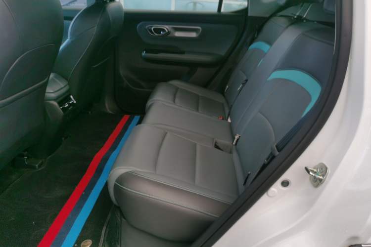 Used AION Y 2023 Plus 510 Smart Edition Left Rear Seat