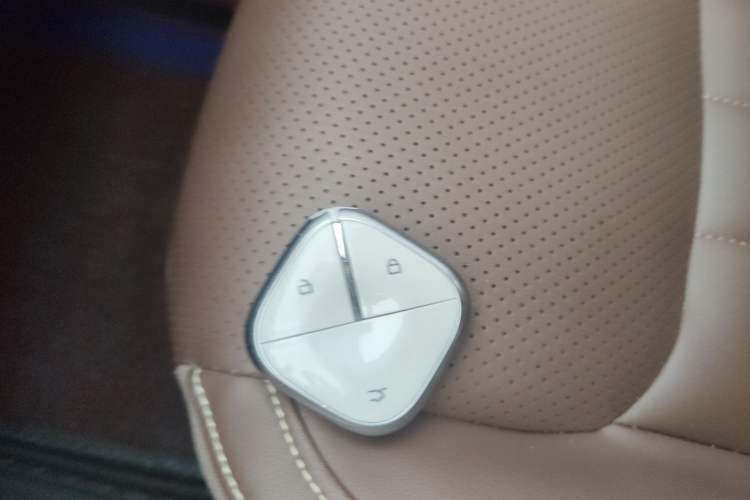 Used Wuling Bingo 2023 333 km Lingxi Connected Version