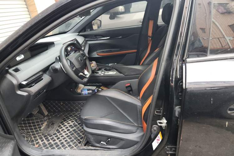 Used CHANGAN UNI-V 2022 1.5T Sport Edition
