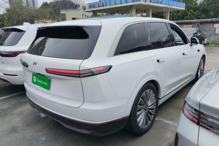 Used ONVO Luxeed L90 2025 Model—Max Six-Seater Version